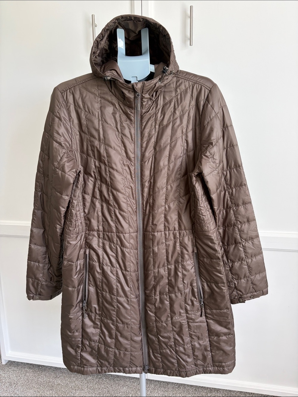 L.L. Bean Women's Quilted Hooded Jacket in Brown size XL